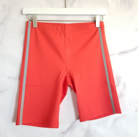 THEORY Red Coral Biker Shorts - Picture 3 of 7